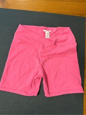 Garage Hot Pink V-Waist Bike Shorts